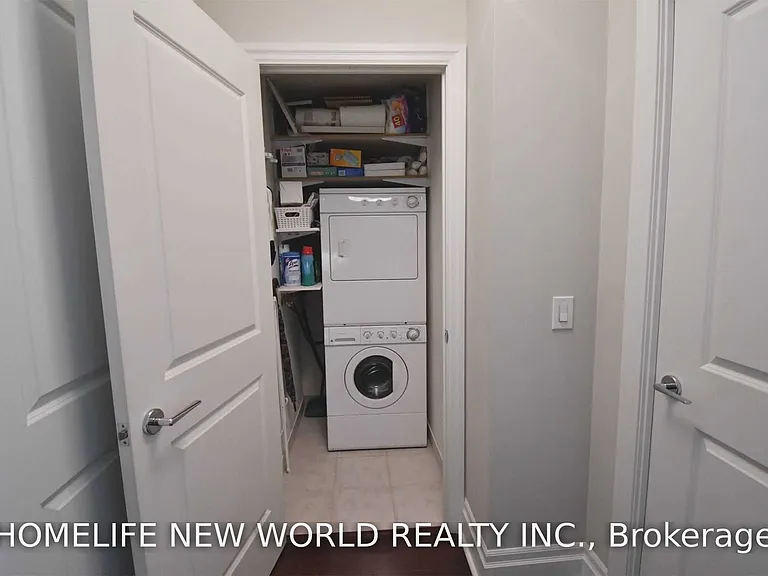 1 Upper Duke Cres #111 — Photo 10