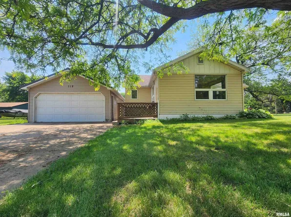 119 9th Ave, Camanche, IA 52730