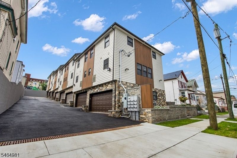 1st image of 413 Paulison Ave #7