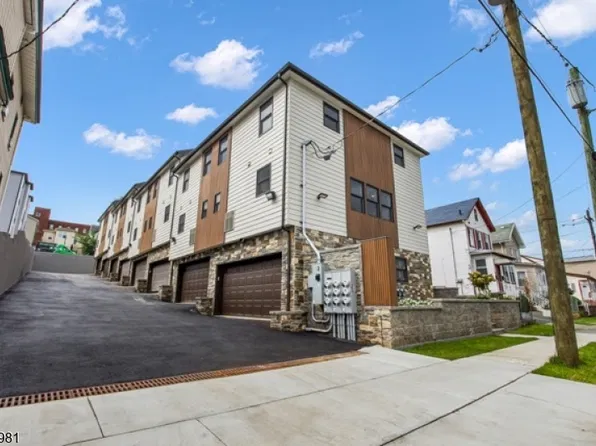 413 Paulison Ave #7, Passaic City, NJ 07055
