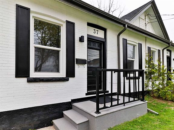 2nd image of 37 Fountain St W