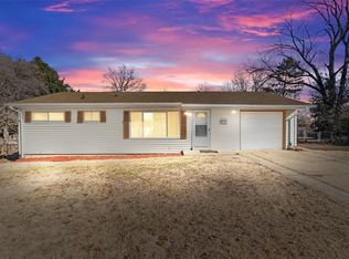 10044 Lakemoor Dr, Saint Louis, MO