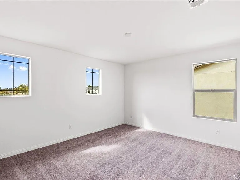 34036 Burcham Ln — Photo 20