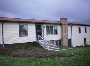 317 Laddie Dr, Roaring Spring, PA 16673