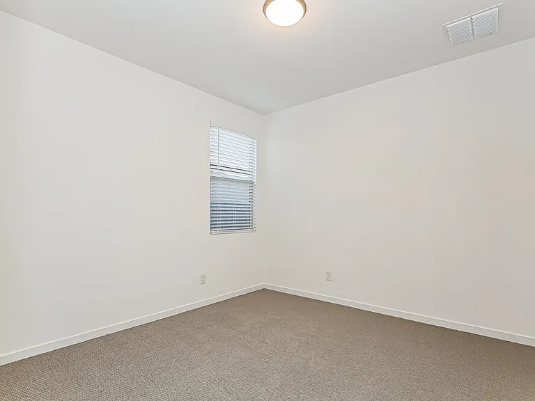 5640 W Walatowa St — Photo 10