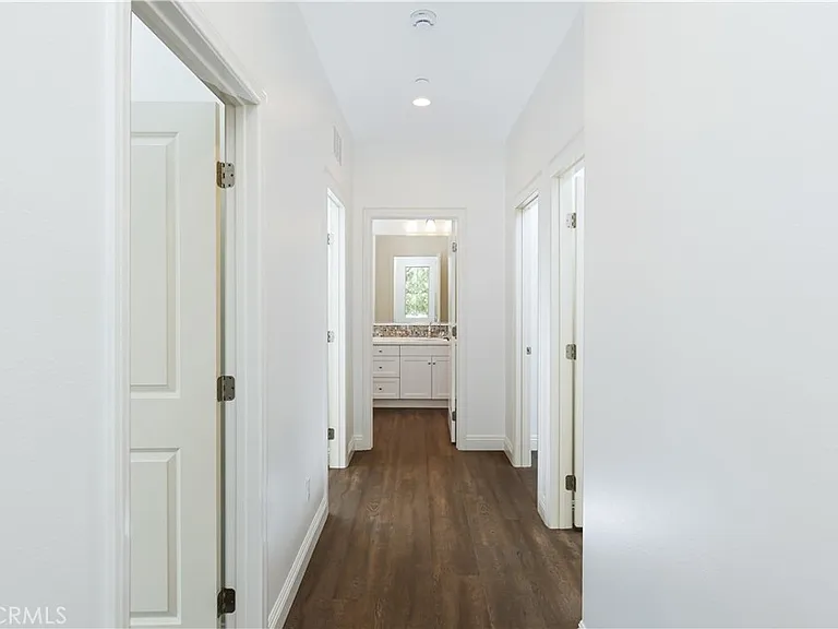 37 Larkfield — Photo 8