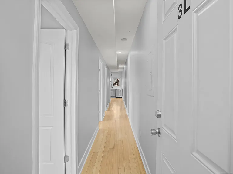 775 Atlantic St #3L — Photo 20