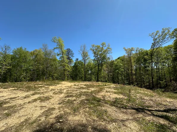 841 Bradley Ave, La Fayette, GA 30728