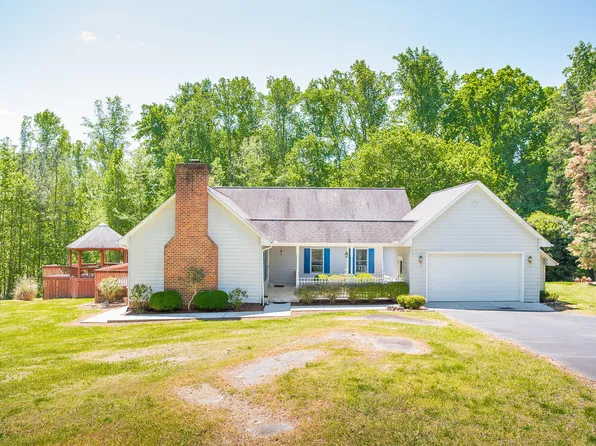 5 Banbury Dr, Roxboro, NC 27573