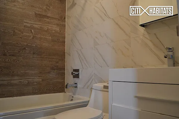 Rented by Citi Habitats | media 22