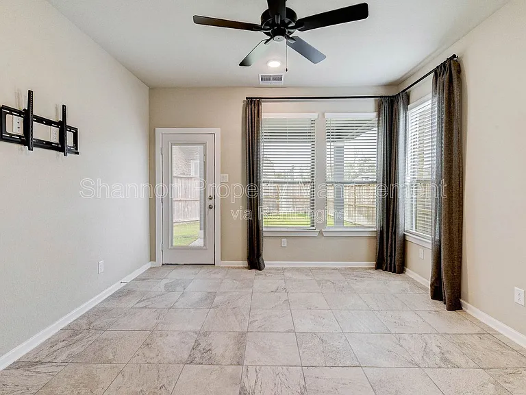 11831 Marbled White Ln — Photo 5