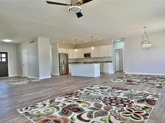 2nd image of 6377 Brianna Way