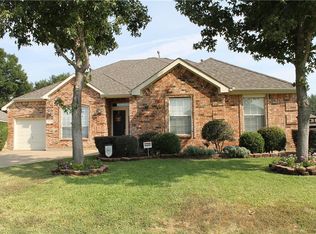 1013 Huntington Trl, Mansfield, TX 76063