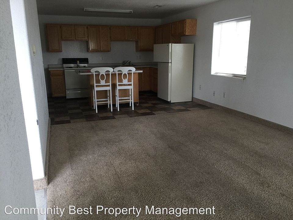 2nd image of 650 W 100 S APT 25