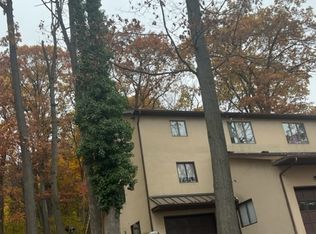 1750 Mountain View Rd APT 20, Harrisburg, PA 17110