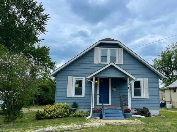 430 W Springfield Rd, Saint Clair, MO 63077
