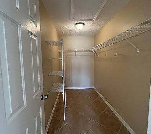 5th image of 179 Glencove Dr