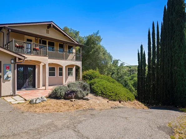 885 Eldorado Dr, Escondido, CA 92025