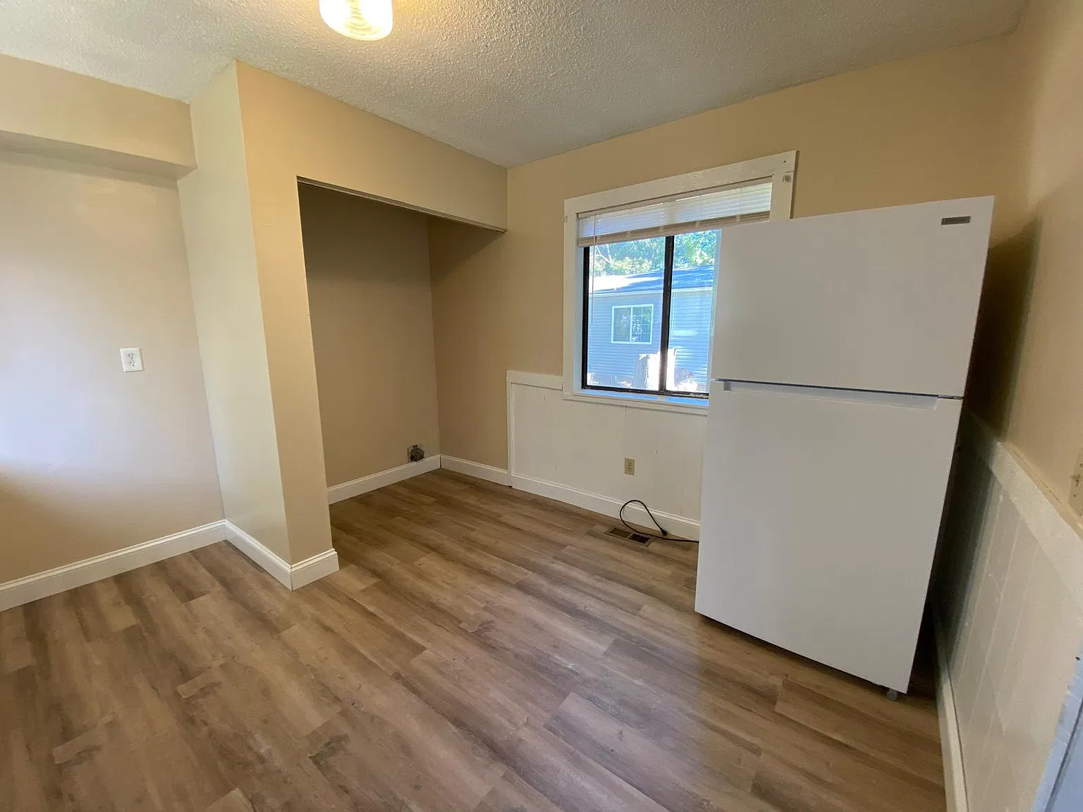 3 bed, 1020 sqft, $1,250 — Photo 4