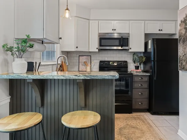 3000 Hillsboro Pike APT 139, Nashville, TN 37215