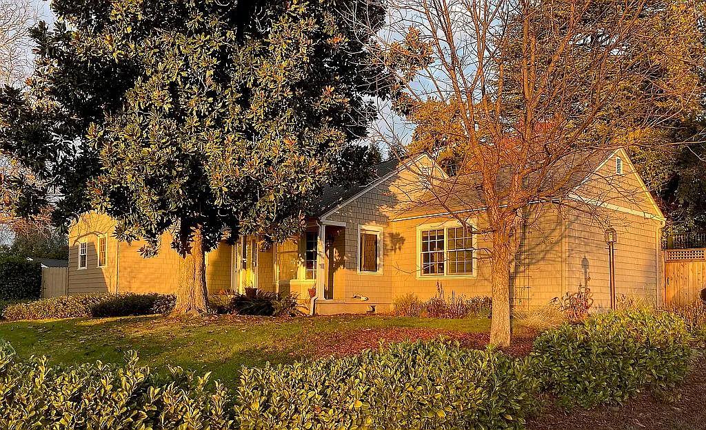 1435 Euclid Ave photo 1