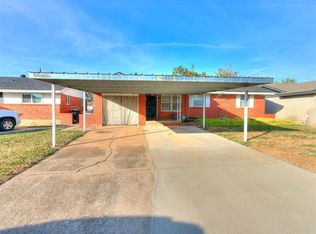 939 SW 4th Pl, Moore, OK 73160