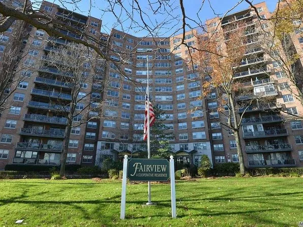 61-20 Grand Central Pkwy #B-706, Forest Hills, NY 11375