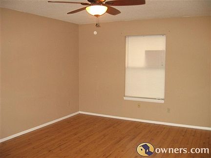 living room (15 X 12)