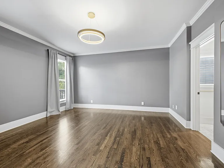 1102 Caldwell Ave — Photo 96