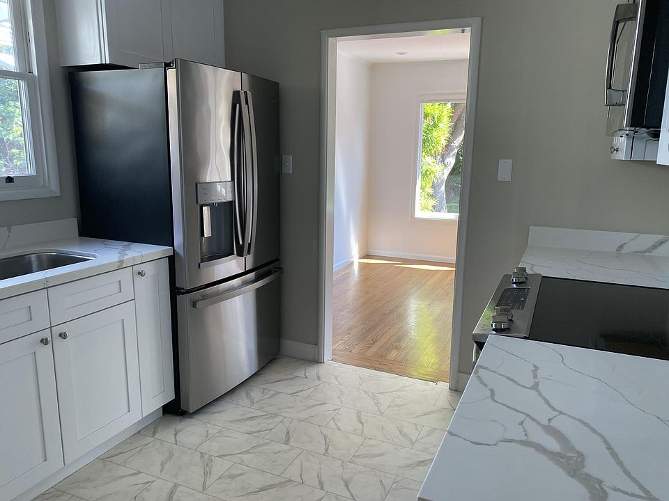1st image of 139 Louise Ln