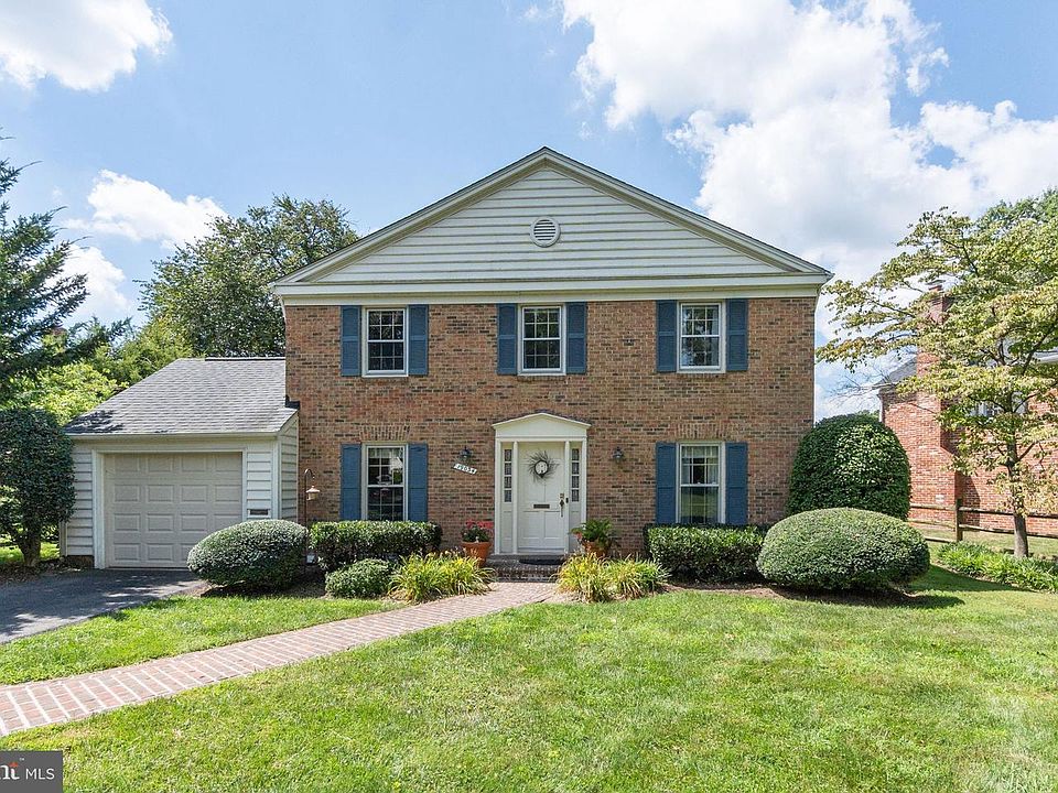 1st image of 19034 Whetstone Cir