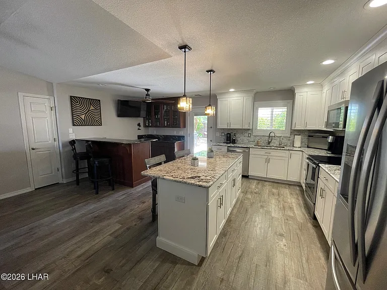 3620 Beechwood Dr — Photo 4