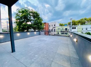 537 Grand St, Brooklyn, NY 11211