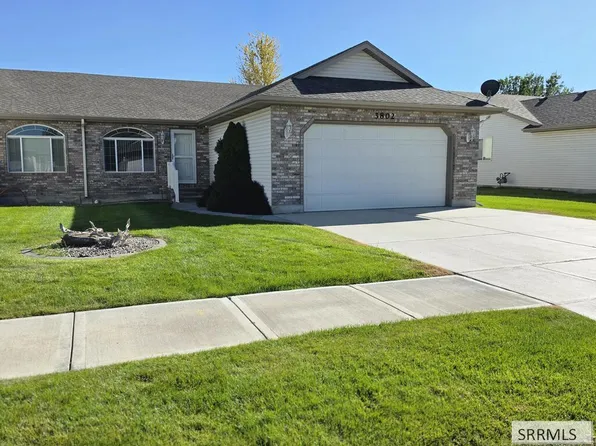3802 E Briar Creek Cir, Ammon, ID 83406