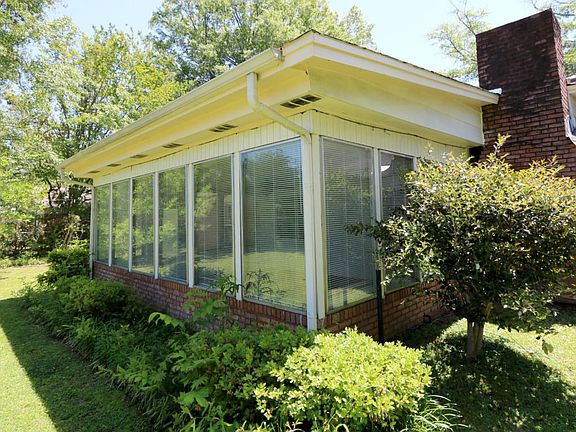 5th image of 2621 Lyford Dr