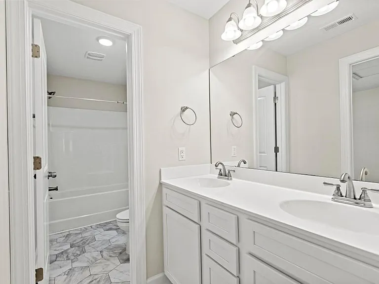 1109 Carteret Manor Dr — Photo 18
