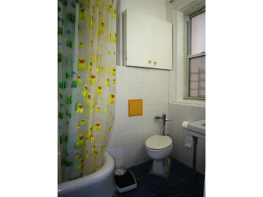 Sold by Douglas Elliman | media 33