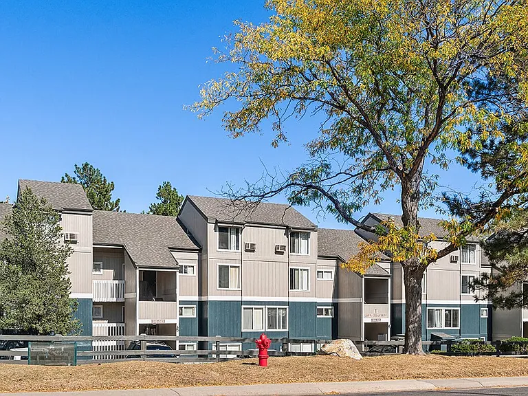 The Pines Apartments — Photo 14