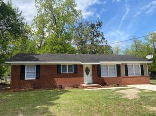 916 Bay St, Waycross, GA 31501