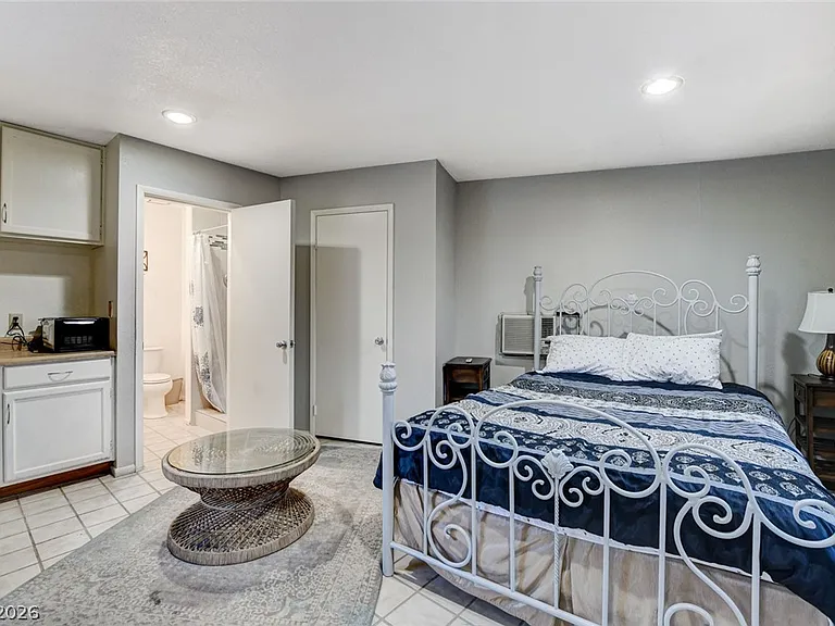 7001 Alamitos Cir — Photo 80