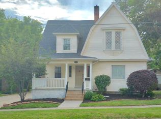 303 N Cherry St, Flushing, MI