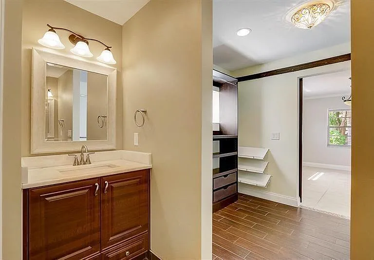 9387 Richmond Cir — Photo 9