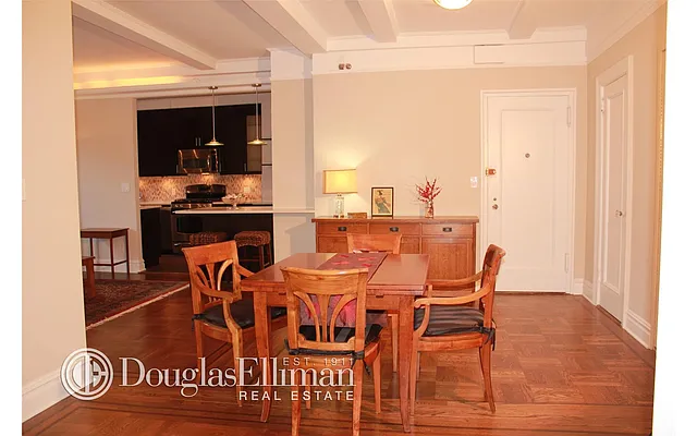 Sold by Douglas Elliman | media 21