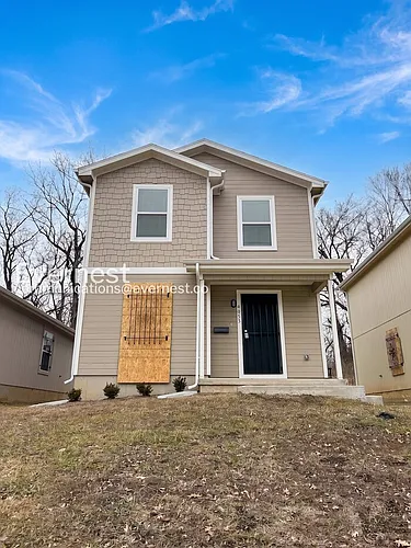 4033 Highland Ave Photo 1