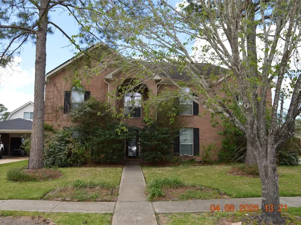 305 Oak Creek Ct, League City, TX 77573