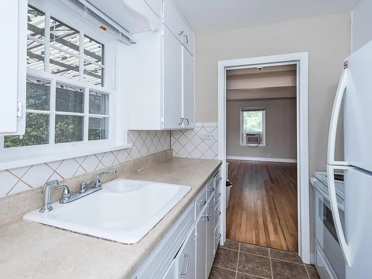 940 Kendall St #UPPER — Photo 10