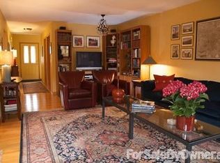 1225 Beau Dr, Park Ridge, IL 60068