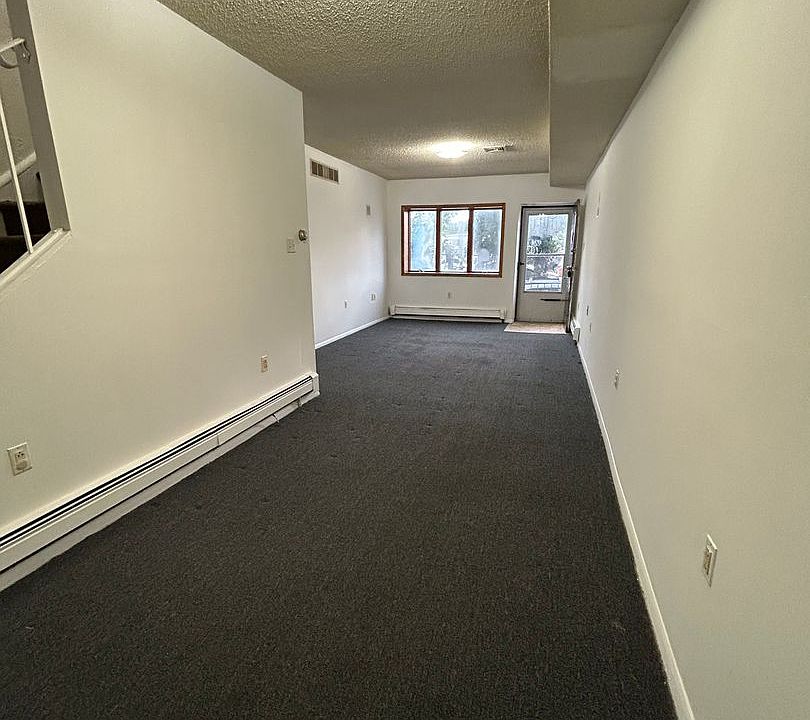 1st image of 163 Kirkbride Ave