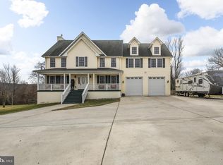 296 Granny Smith Rd, Linden, VA 22642
