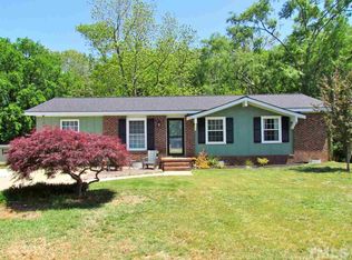 128 Hillcrest Cir, Clayton, NC 27520